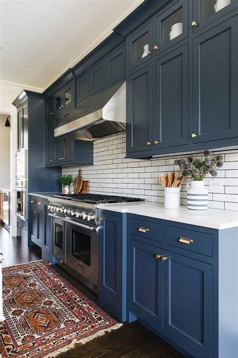 painted navy blue kitchen cabinets.